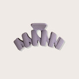 Plug By Must52 Zig Zag Claw Clip — Lilac matte zig zag claw clip, front view, plain background
