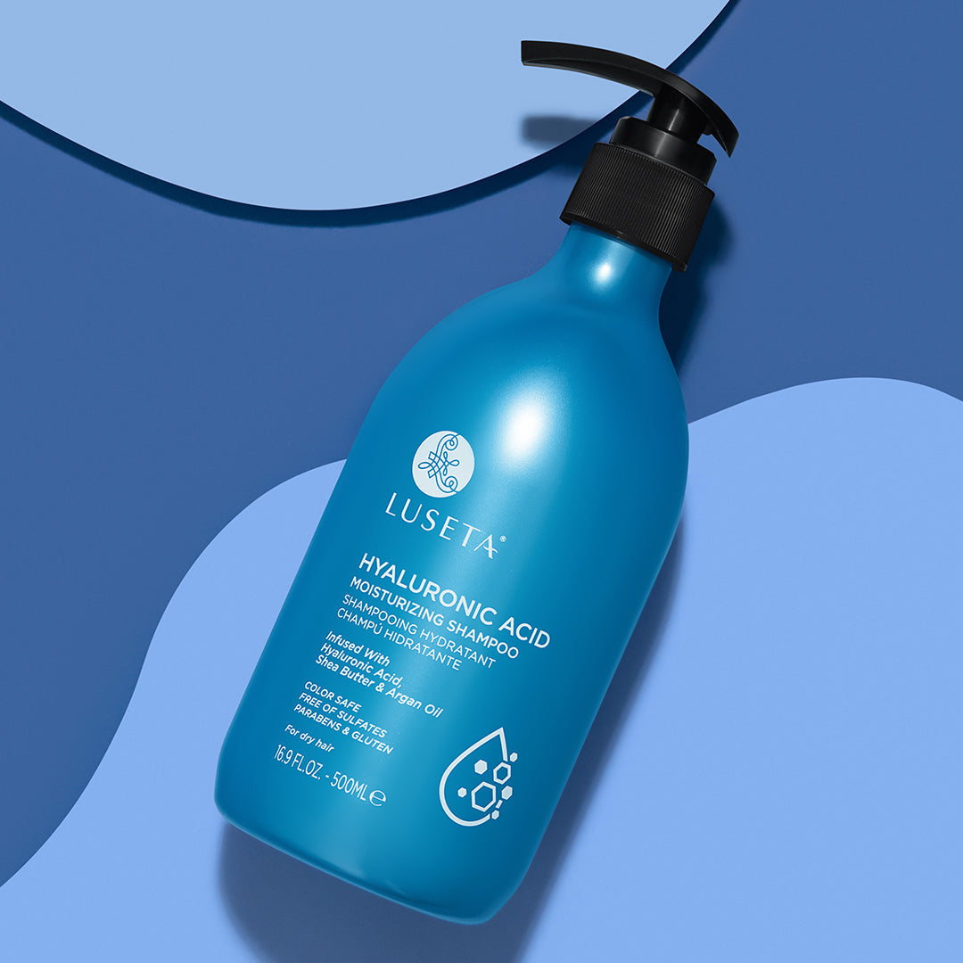 Luseta Beauty Hyaluronic Acid Moisturizing Shampoo - 16.9 fl oz / 500 ml blue bottle, front label, plain blue background