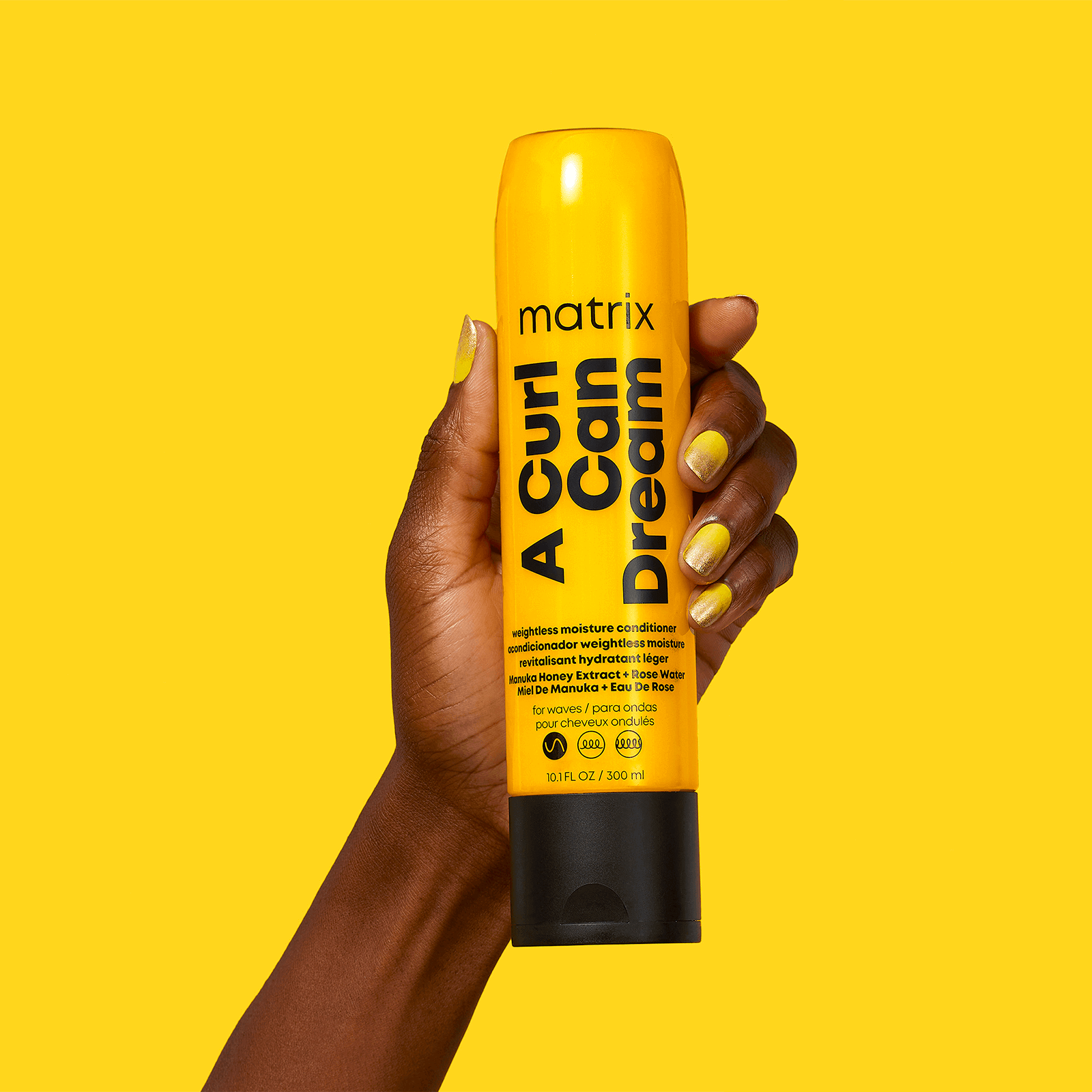 Matrix A Curl Can Dream Wave Weightless Conditioner in use