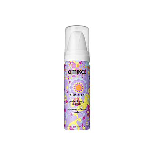 Amika - Taille Plus - Mousse pour le corps parfaite | 8,5 oz | 
