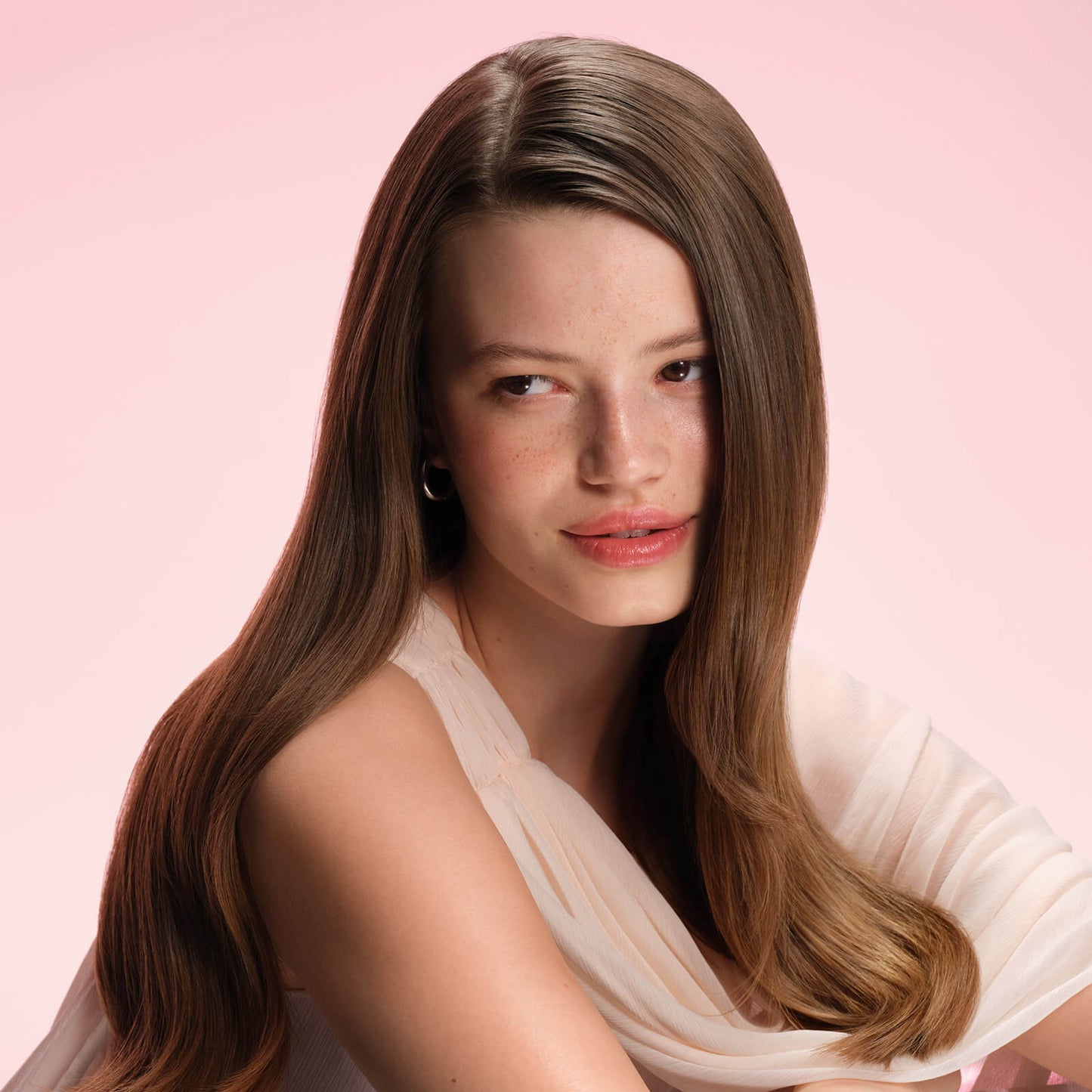 Maria Nila Mirror Gloss Shampoo — high-shine shampoo with Fiber-Filling Technology