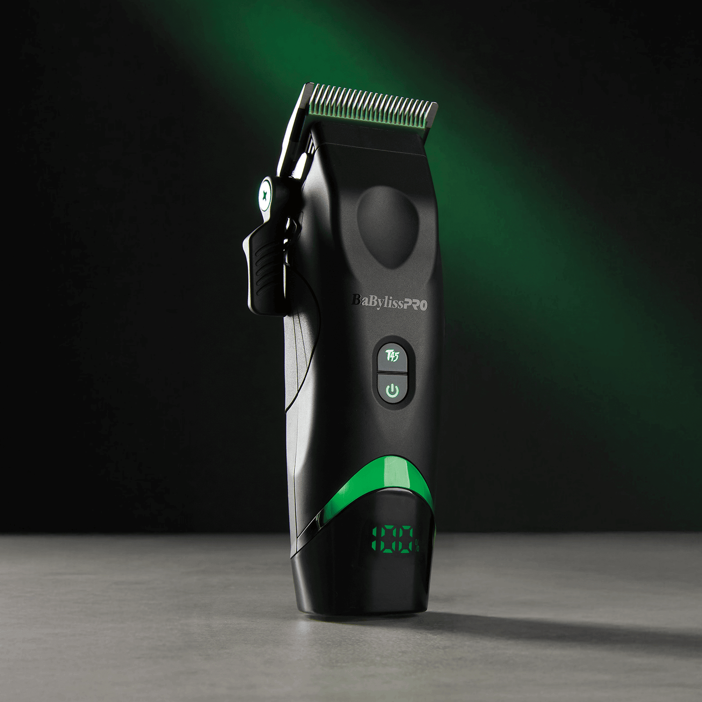 Promotion 1x BaBylissPRO X Tomb 45 Tondeuse + 1x Tapis gratuit