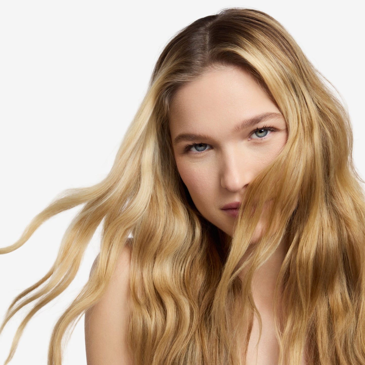 Eleven Australia Give Me Clean Hair Dry Shampoo 165 ml – official product image 3