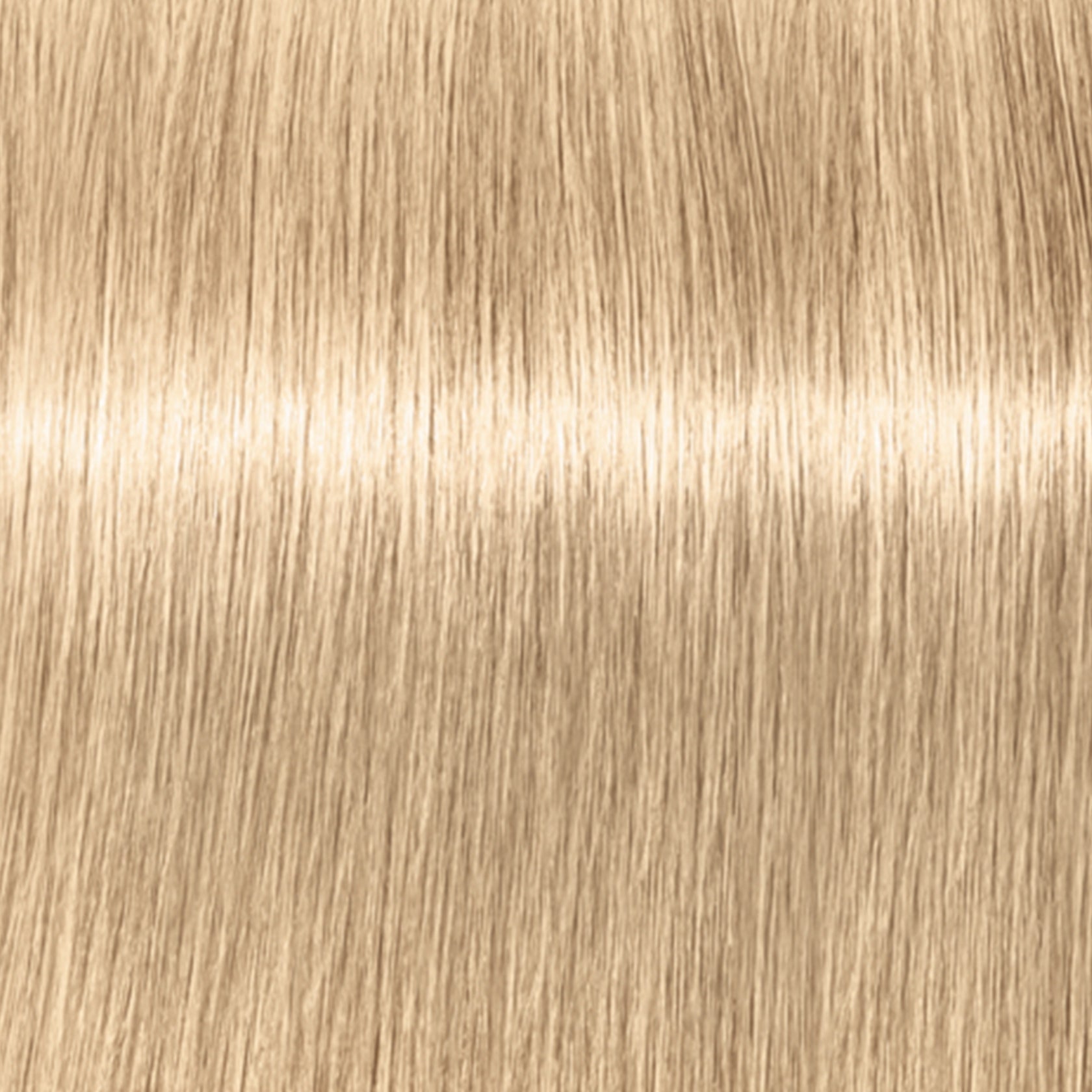 Schwarzkopf IGORA Royal Highlifts — shade 10-0 Ultra Blonde Natural on a hair strand